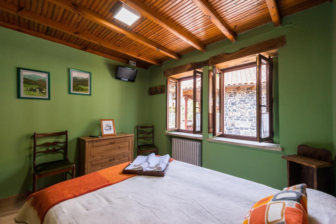 Hostal Pena Santa Soto  Kültér fotó