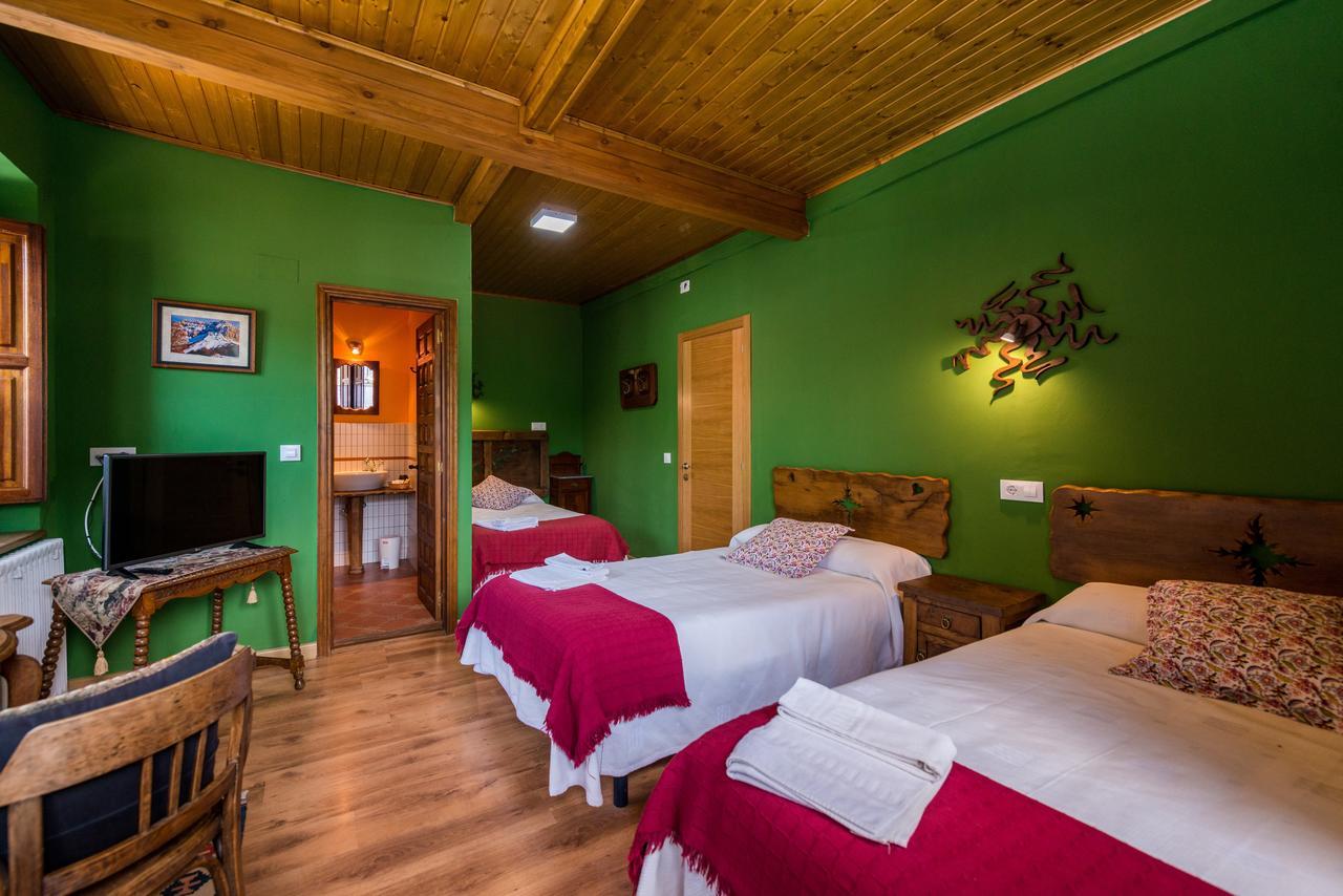 Hostal Pena Santa Soto  Kültér fotó