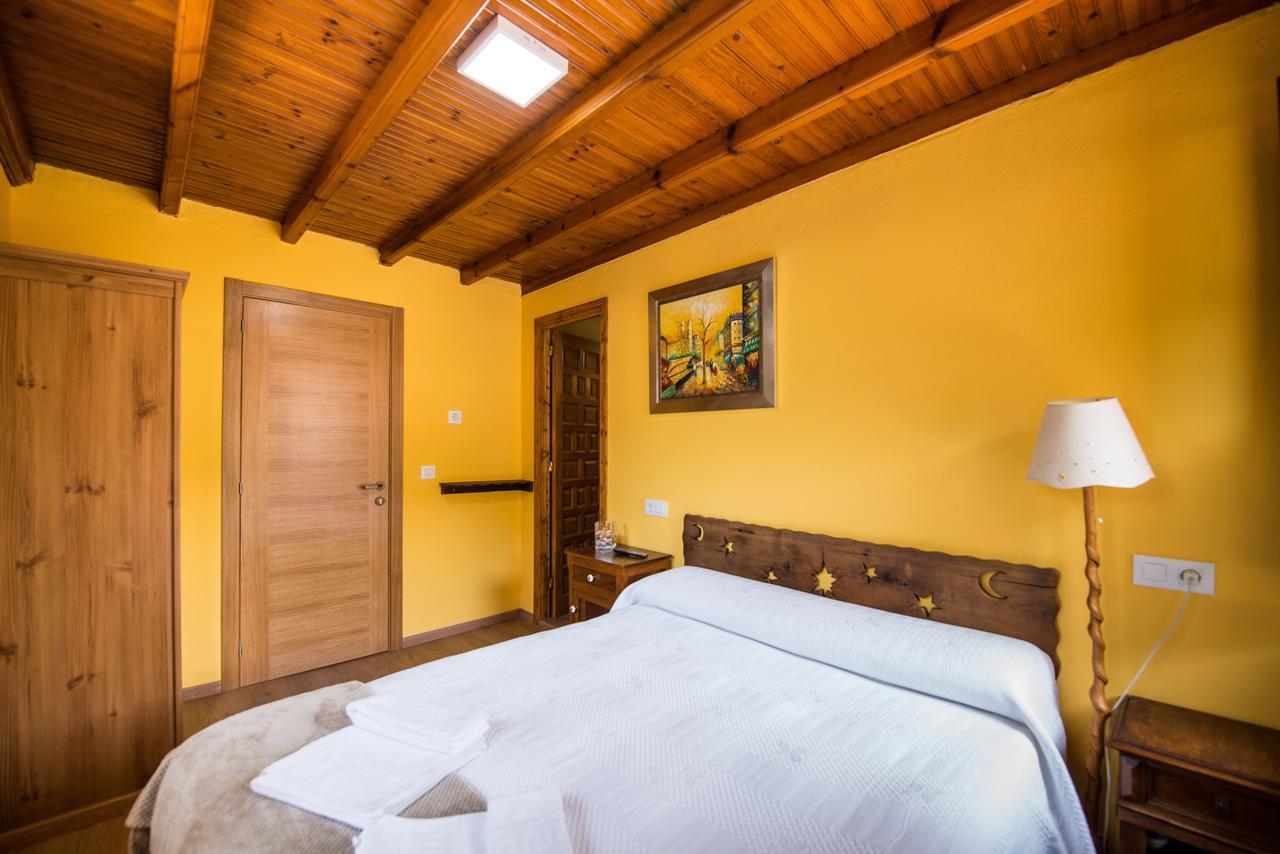 Hostal Pena Santa Soto  Kültér fotó