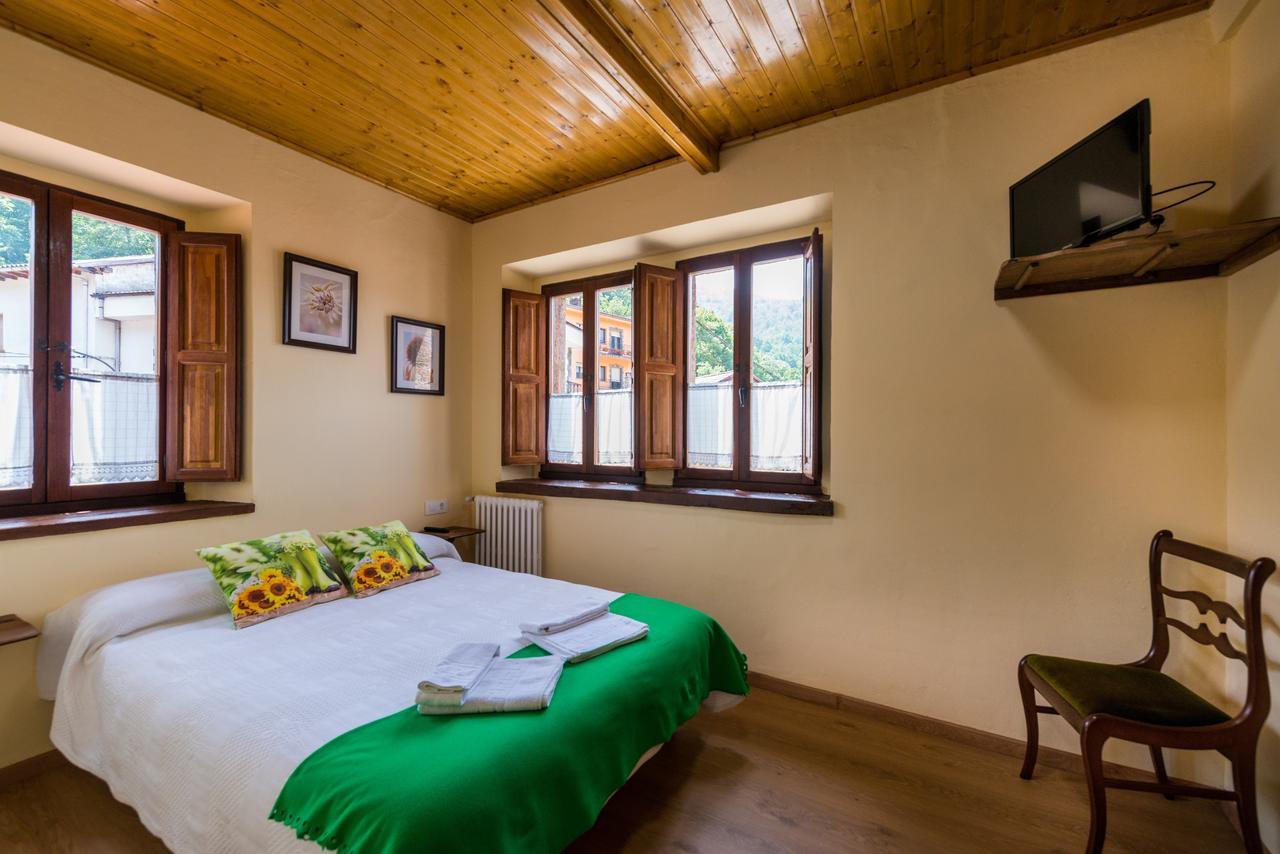 Hostal Pena Santa Soto  Kültér fotó