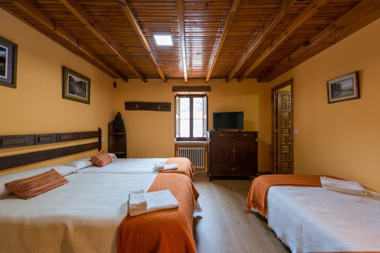 Hostal Pena Santa Soto  Kültér fotó