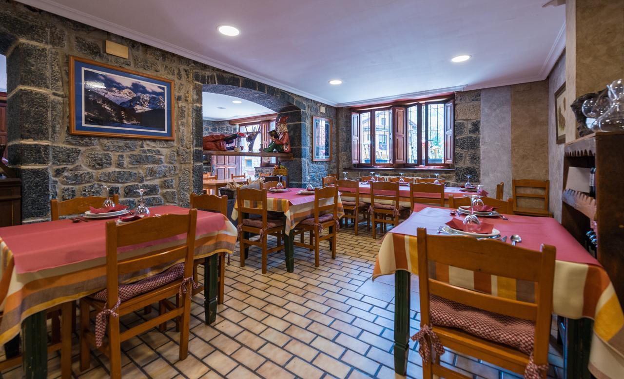 Hostal Pena Santa Soto  Kültér fotó