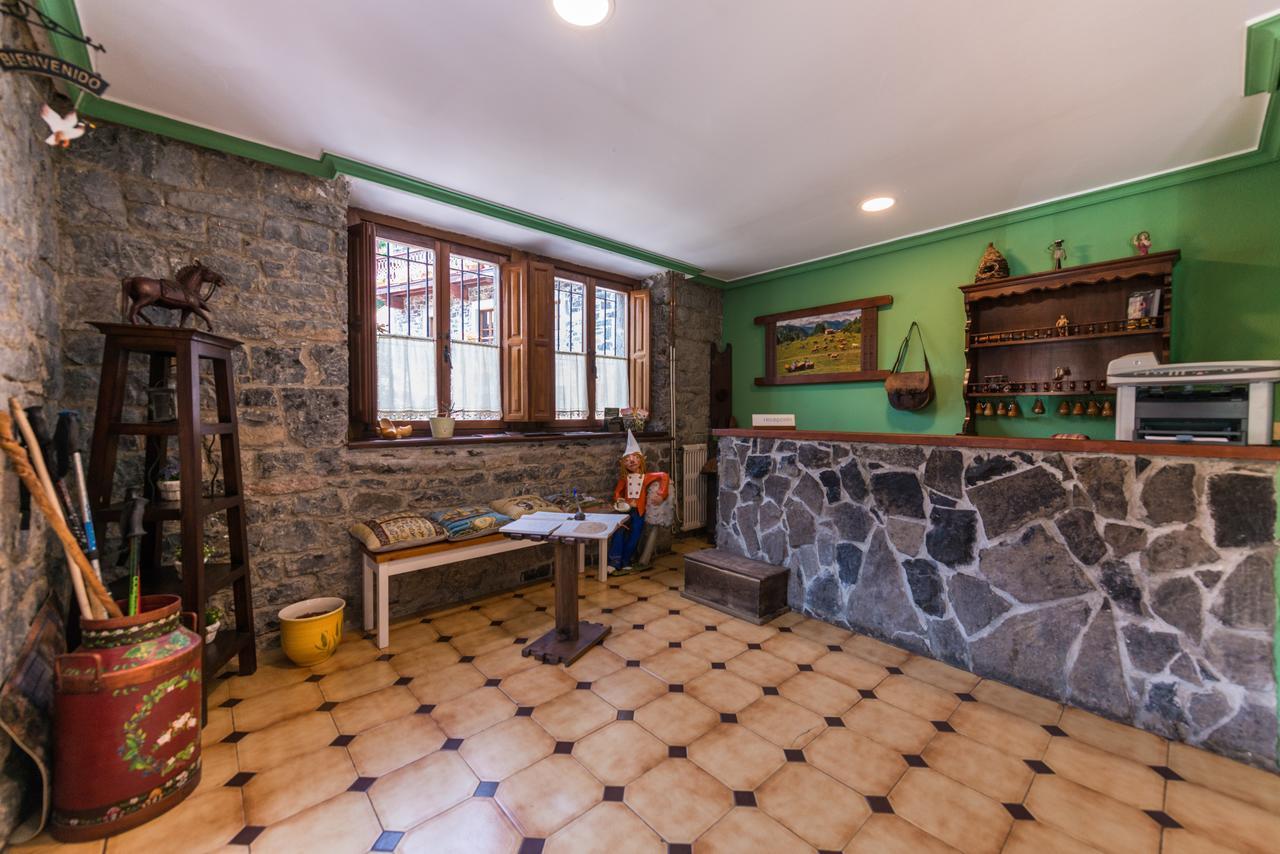 Hostal Pena Santa Soto  Kültér fotó